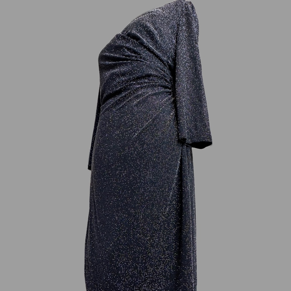 Dress in excellent condition size 12 gray color